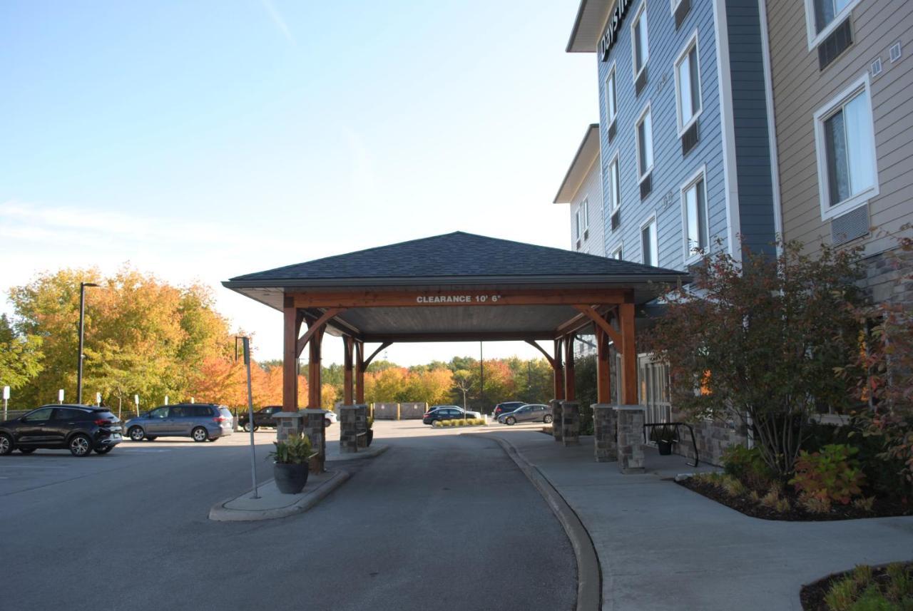 Days Inn & Suites By Wyndham Lindsay Exterior foto